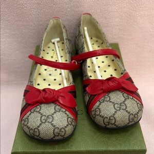 Gucci Girls' Red and Beige Mary Jane Shoes